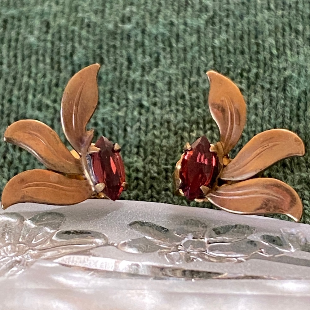 Van Dell l VTG 14K G.F. Studs I Triple Leaf + Warm Orange Stones